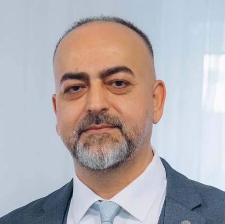 Yilmaz Tasdelen, Founder & Chief Executive of Atlas Renovations